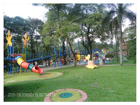 Lake garden tasik perdana kuala lumpur malaysia. Me as MrsEnoxis: Santai Pagi di Playground & Dinosaur Park ...
