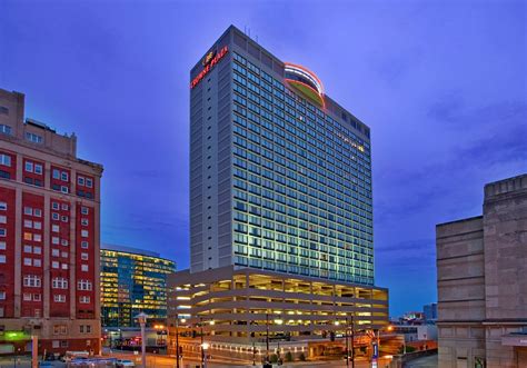 Crowne Plaza Hotel Kansas City Downtown 142 ̶1̶9̶7̶ Updated 2021
