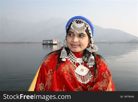 Beautiful Kashmiri Girl With Dal Lake Background Free Stock Images