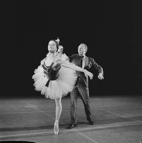 Rare Photos Of Legendary Ballets Russes On Tours Abroad