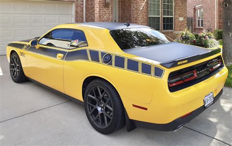 Challenger Ta Rear Extension Side Stripe Vinyl Graphics Vinyl Stripes