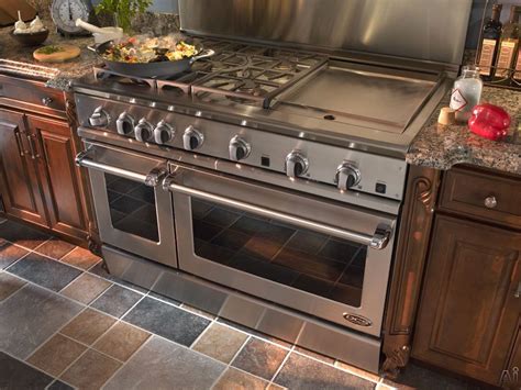 A gas cooktop is generally preferred by professional and aspiring chefs. high end stoves and ranges | DCS RGT485GDSS 48 Pro-Style ...