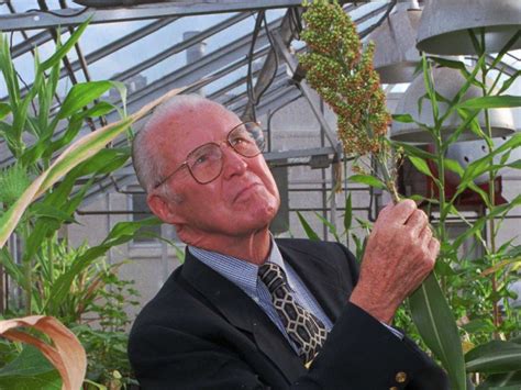 The Us Capitol Just Honored Norman Borlaug The Man Who Saved A Billion