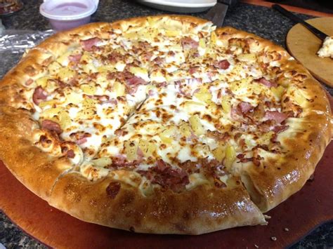 Large Stuffed Crust Hawaiian With White Alfredo Sauce Yelp