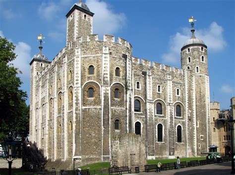Filetower Of London White Tower Wikimedia Commons