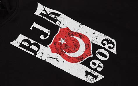 Besiktas home, away, third football shirts. Bild'den bomba iddia! Beşiktaş'ta seks skandalı - Internet ...