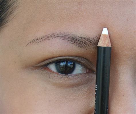Tatbrow is the official eyebrow tint pen. Blend it: Make-up by Glacey Loiz: Eyebrow Makeup Tutorial