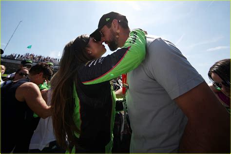 Aaron Rodgers Girlfriend Danica Patrick Reacts To His Amazing Packers