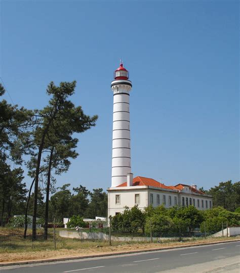Its territory comprises two parts. Vila Real de Santo António