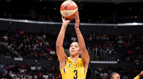 Candace Parker Scores 5000th Point In Sparks Win Over