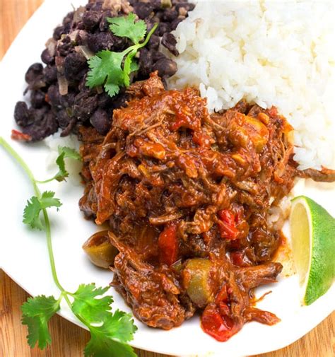 Slow Cooker Ropa Vieja Cuban Shredded Beef Stew With Peppers