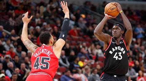 Watch video highlights of the toronto raptors vs. Raptors Squeeze Past Bulls With Ugly Win | snkrbox by Jason Burke