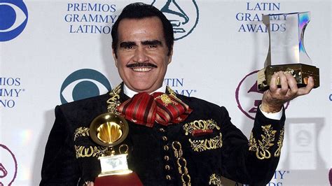 Obituary Vicente Fernández Mexicos King Of Ranchera Bbc News