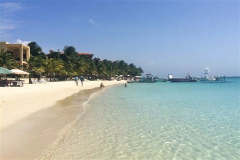 Roatan Honduras Beaches West Bay Vs West End Nothing Familiar