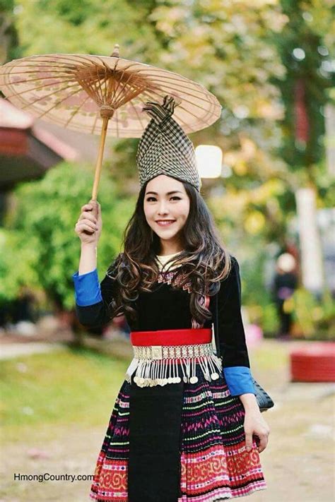Pin By Jessica Petersen On My Stylebeauty Hmong Clothes Traditional