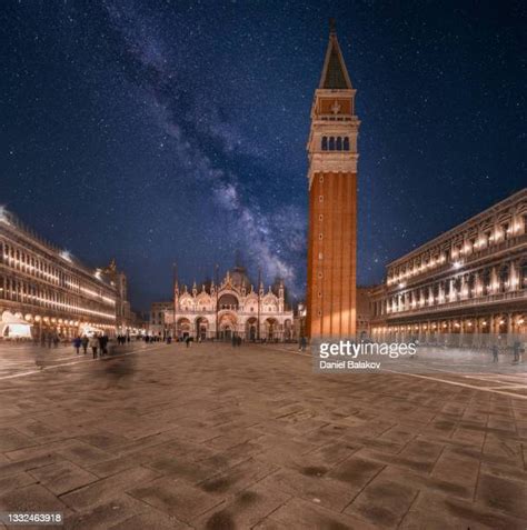 Starry Nights Over Italy Photos And Premium High Res Pictures Getty