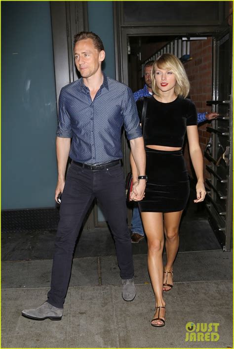 Taylor Swift Holds Hands With Tom Hiddleston For Santa Monica Date Night Photo 1003476