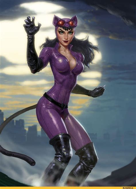 49 Sexy Catwoman Boobs Pictures Are Just Too Yum For Her Fans