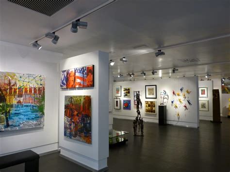 How To Display Art In A Gallery Pod Services