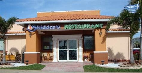 As a family owned and operated business, we really appreciate the trust our customers show each time they walk in our restaurant. Skidder's Restaurant - Restaurant - St Pete Beach - Saint ...