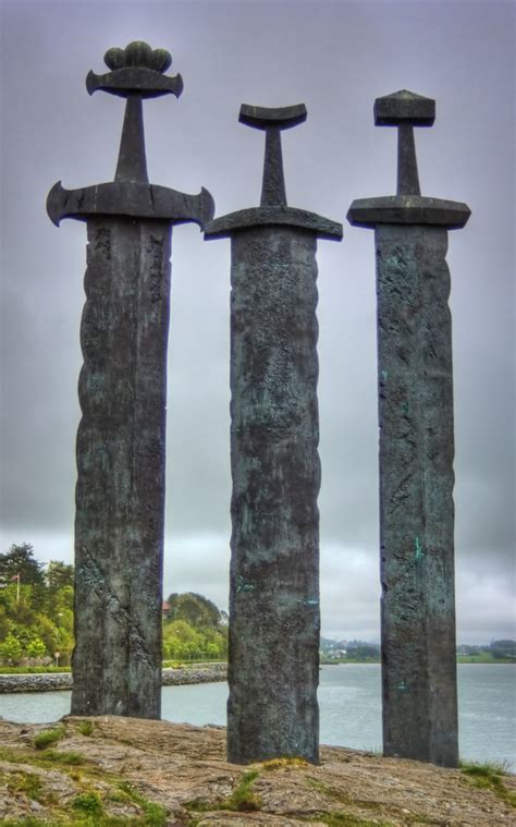 Viking Swords At Stavanger Swords Monument In Stavanger N Flickr