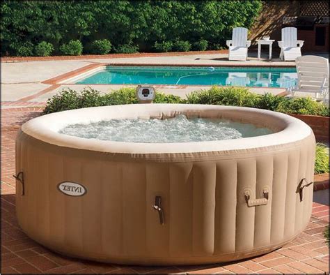 8 Best Inflatable Hot Tubs Of 2020 Relax At Any Time