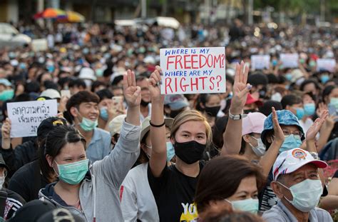 Thai Protestors Denounce Government Before No-Confidence Vote – The