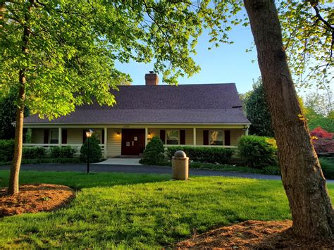 May 11 | Spring Tall Oaks Art Show from the Prince William Art Society