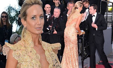 How Embarrassing A Bra Less Lady Victoria Hervey Gets Kicked Off The