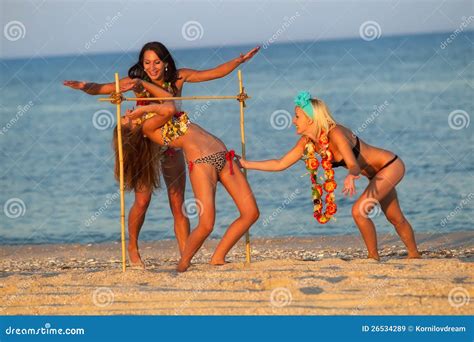 Limbo Stock Image Image Of Enjoying Caribbean Dancing 26534289
