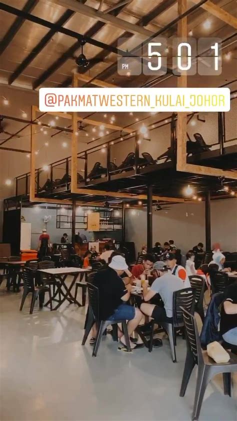 Fizo ajak waitress pak mat western teman makan???? PAK MAT Western - KULAI JOHOR - Malaysian Restaurant ...