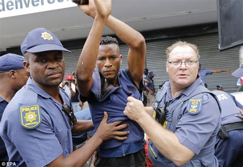 South Africans And Immigrants Clash In Pretoria Daily Mail Online