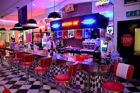 Smooth food is food without bite to it. Free Image on Pixabay - American Diner, Red Chairs, Cafe ...