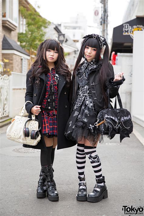 Harajuku Girls In Twin Tails And Dark Styles W H Naoto Putuyamo