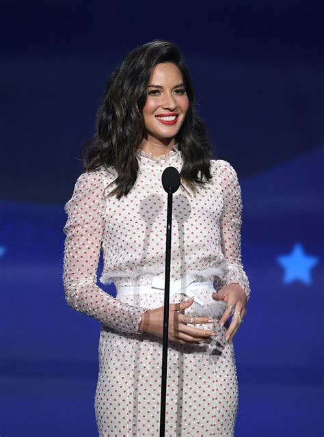 Olivia Munns Dress At Critics Choice Awards 2018 Popsugar Fashion