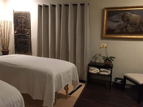 Couples Massage Well Into Life Massage And Skincare In Richmond Va
