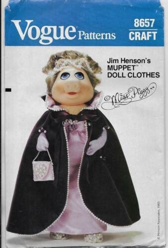 Vtg Vogue Sewing Pattern 8623 Miss Piggy Eveniing Wardrobe Muppet Doll