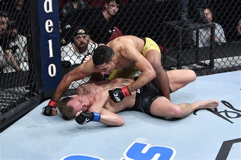 Ufc Raleigh Prelim Results And Videos Johns Subs Gravely Burns Scores Huge Knee Ko In Debut