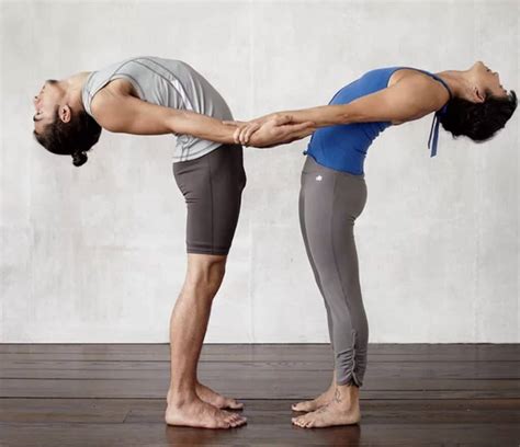 The 20 Best Yoga Poses For Two People Blue Osa