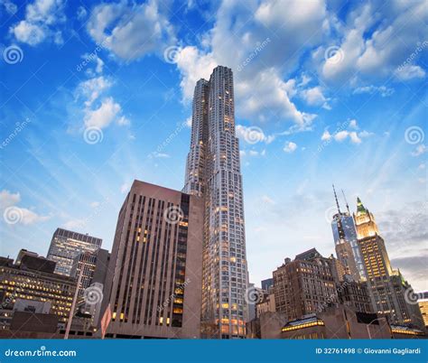 Spectacular Street View Of Lower Manhattan Skyscrapers New York Stock