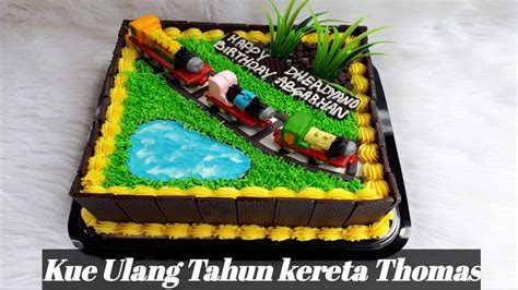 Kue yang identik dengan lubang di tengahnya ini. Kue Ulang Tahun Kereta Api Mini : Keenancakery Instagram ...