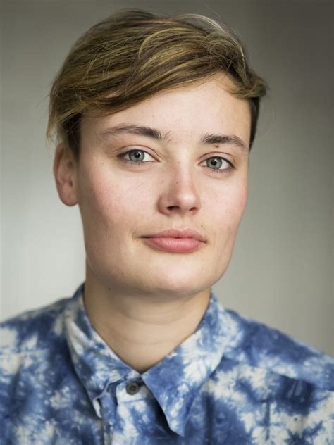 1 146 892 · обсуждают: Lydia Zanetti - The Human Agency