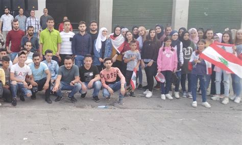 أخبار لبنان الرسمية، والعالم العربي والعالم. IMLebanon | اعتصام لطلاب ثانويات عكار في ساحة حلبا