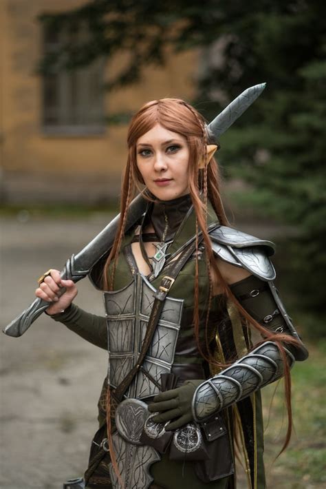 Skyrim Cosplay Girl