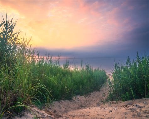 Sand And Pathway To Sea Under Cloudy Sunset Wallpapers Most Popular