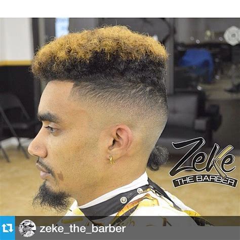 There is only one major reason why expert barbers in the modern world with all the volume and texture allowed on top, there are endless possibilities of hairstyles you can easily create. Skin fade done by NBA approved barber @zeke_the_barber ...