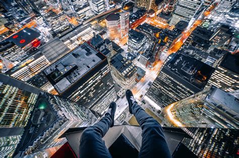 Instagram Daredevil Takes Photos Of Toronto From Up High