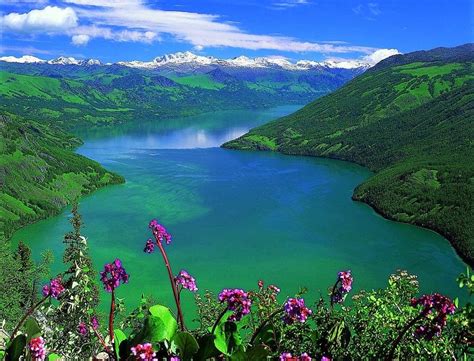 Kanas Lake Xinjiang China Lake Xinjiang Beautiful World