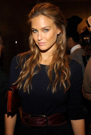 Hot blonde victoria white in business time. Bar Refaeli Hair Color - Hair Colar And Cut Style