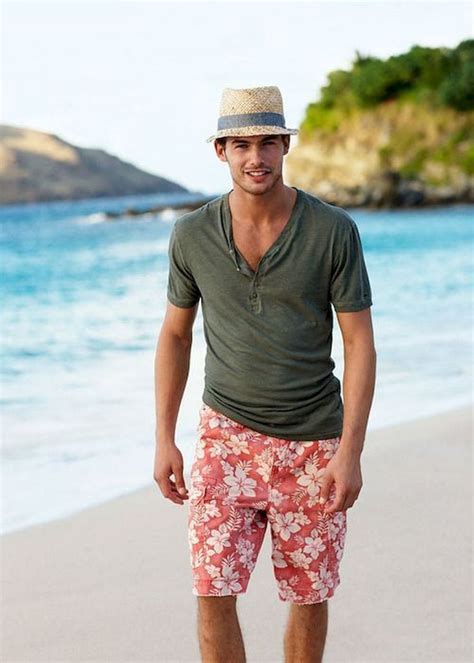 10 Cool Beach Outfits Ideas To Look Stylish 3 Beach Outfit Men Mens